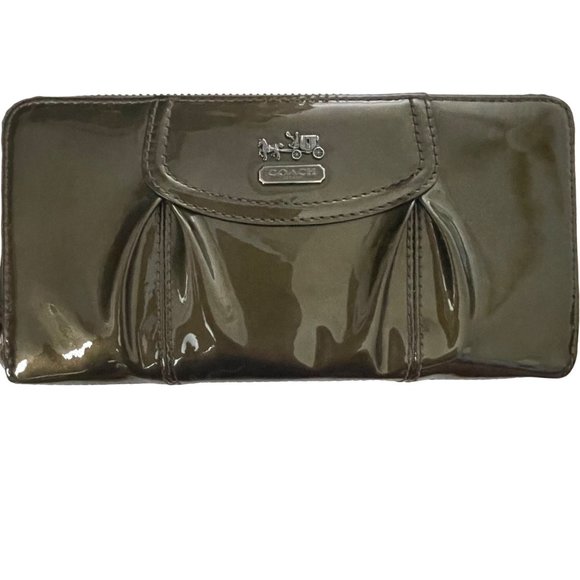 Coach Madison Pewter Patent Leather Accordion Zip Around Wallet 12 Card Slots - Picture 2 of 9